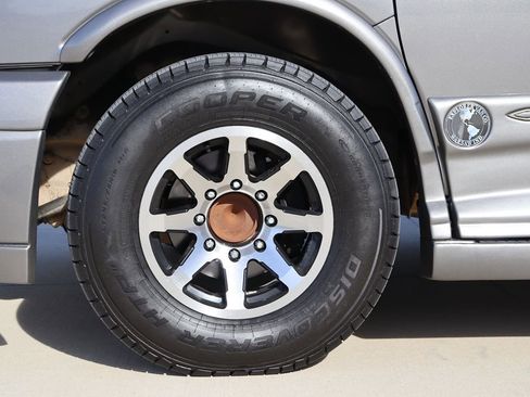 Used 2012 GMC Savana 2500 Extended image 63