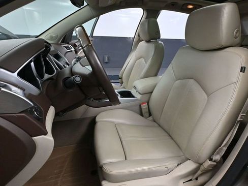 Used 2012 Cadillac SRX Premium image 25