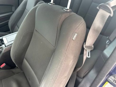 Used 2012 Ford Mustang Coupe RWD image 10