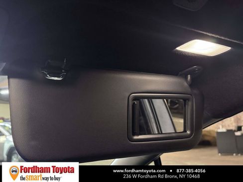 Used 2024 Toyota Corolla SE FWD image 32