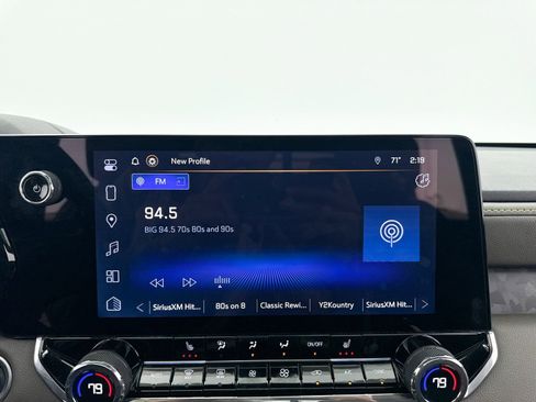 Used 2024 Chevrolet Colorado ZR2 image 5