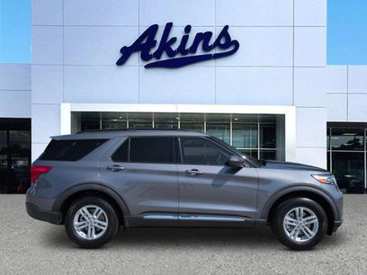 Certified 2022 Ford Explorer XLT w/ Equipment Group 202A