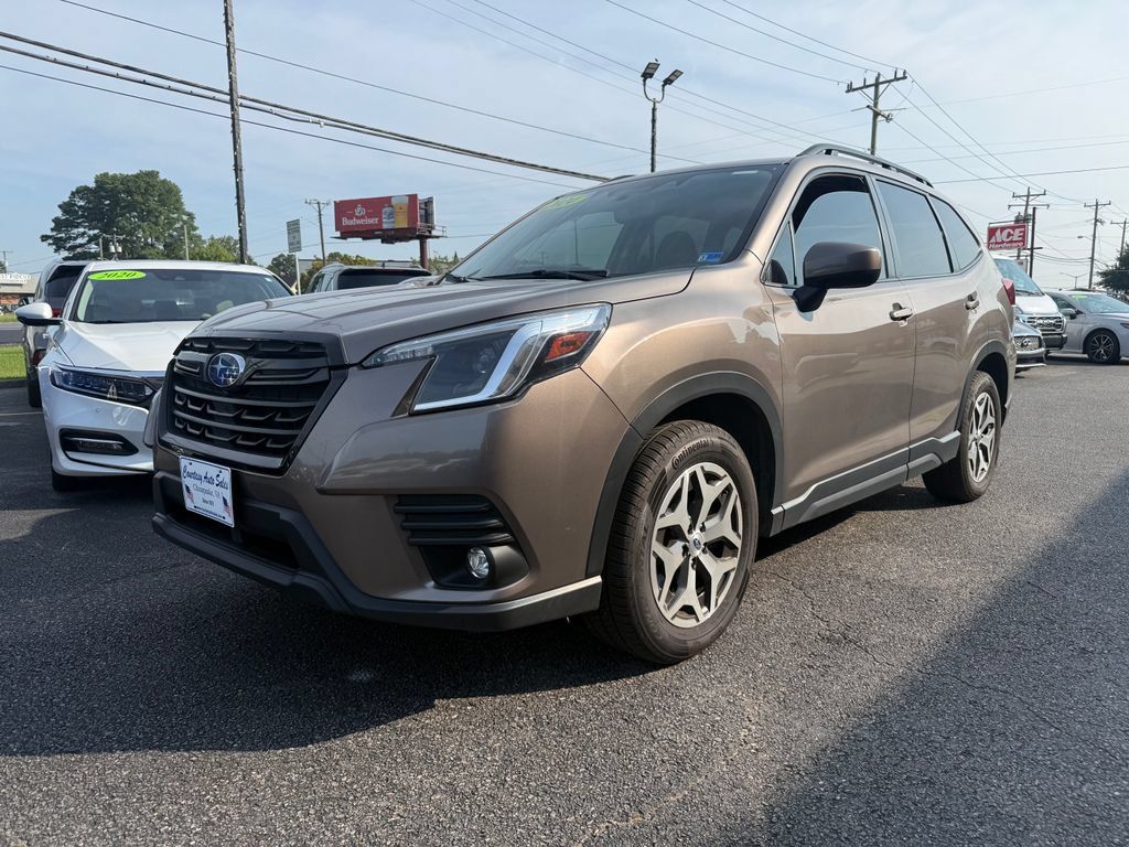 Used 2024 Subaru Forester Premium AWD/4WD image 7