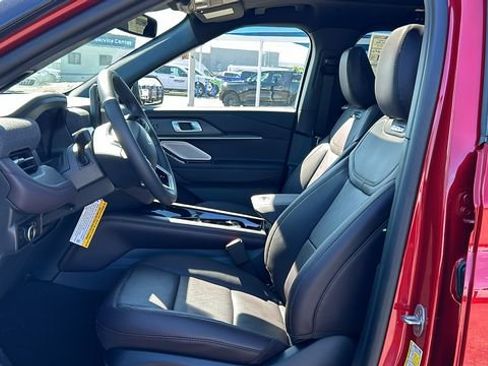 New 2026 Ford Explorer Platinum image 19