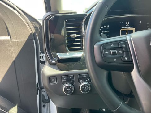 Used 2024 GMC Sierra 1500 Elevation AWD/4WD image 14