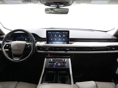 Used 2022 Lincoln Aviator Reserve w/ Equipment Group 201A RWD image 15