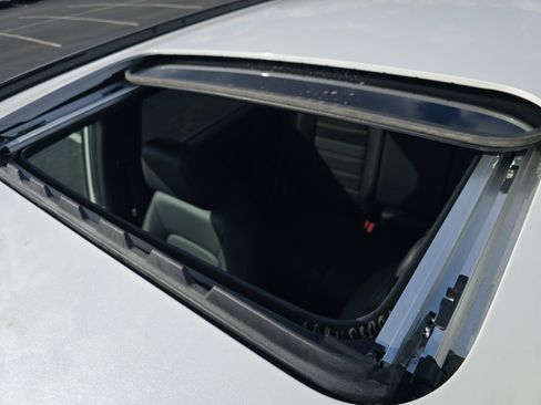 Certified 2024 Honda CR-V Sport-L image 4