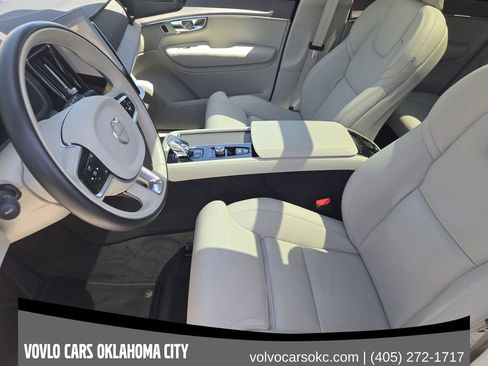 Used 2026 Volvo XC90 B6 Ultra w/ Protection Package AWD/4WD image 14