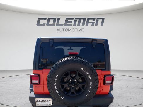 Used 2019 Jeep Wrangler Sport AWD/4WD image 16