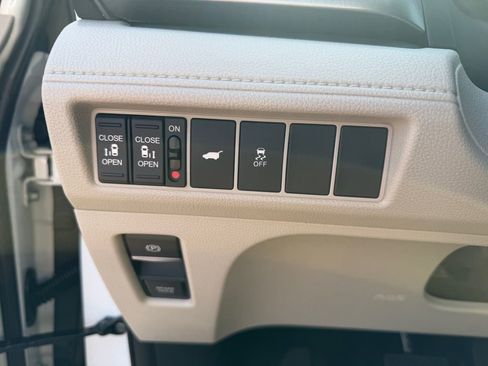 New 2026 Honda Odyssey EX-L image 18