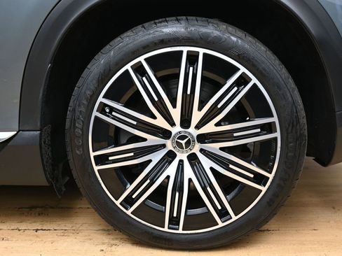 Used 2023 Mercedes-Benz EQE 500 4MATIC SUV image 13