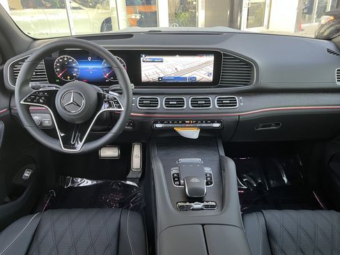 New 2026 Mercedes-Benz Maybach GLS 600 Maybach GLS 600 image 18