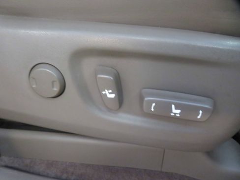 Used 2015 Lexus GX 460 w/ Premium Package image 28