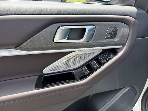 New 2026 Ford Explorer Platinum RWD image 16