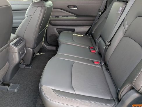 New 2026 Nissan Pathfinder SL w/ Cargo Package AWD/4WD image 21