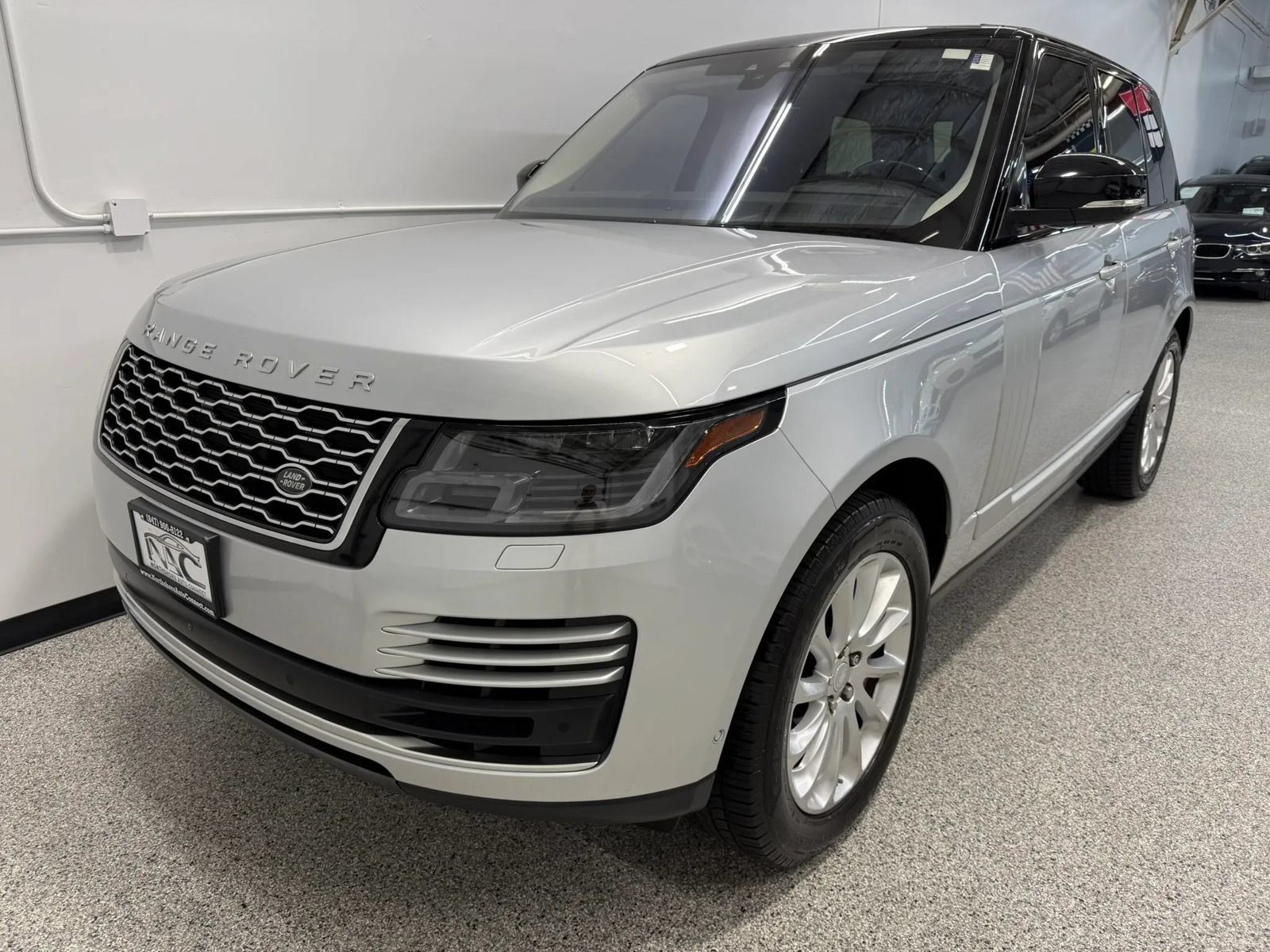 Used 2019 Land Rover Range Rover HSE AWD/4WD image 8