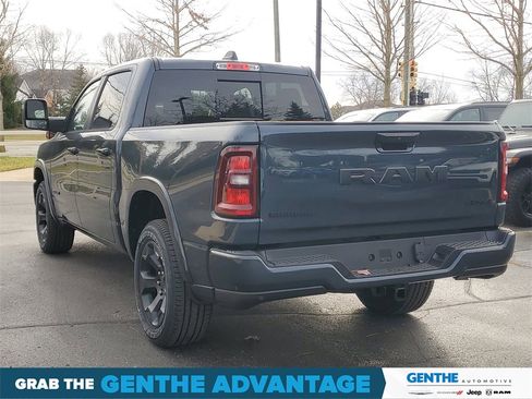 New 2026 RAM 1500 4x4 Crew Cab image 3