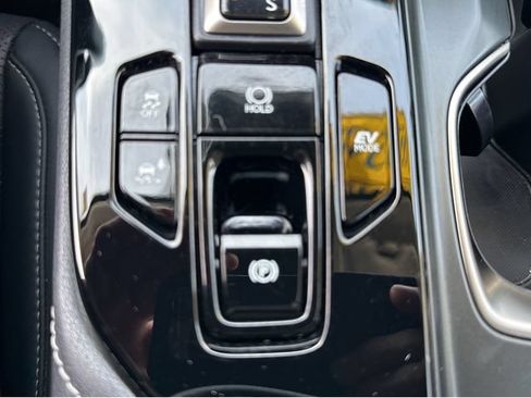 Certified 2026 Lexus NX 350h AWD w/ Accessory Package (2T) image 32