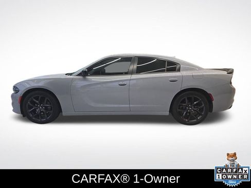 Used 2021 Dodge Charger SXT w/ Blacktop Package image 2