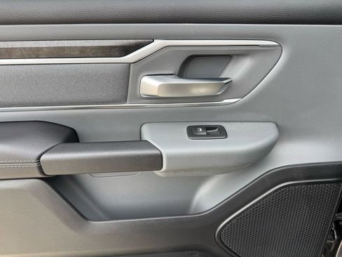 Used 2020 RAM 1500 Big Horn AWD/4WD image 19