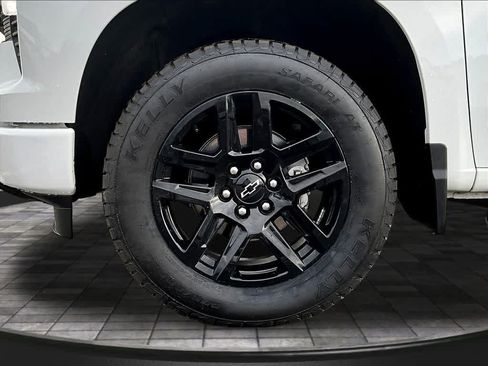 Used 2023 Chevrolet Silverado 1500 RST w/ Rally Edition AWD/4WD image 37
