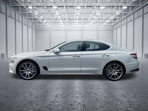 Used 2026 Genesis G70 2.5T Prestige RWD image 5