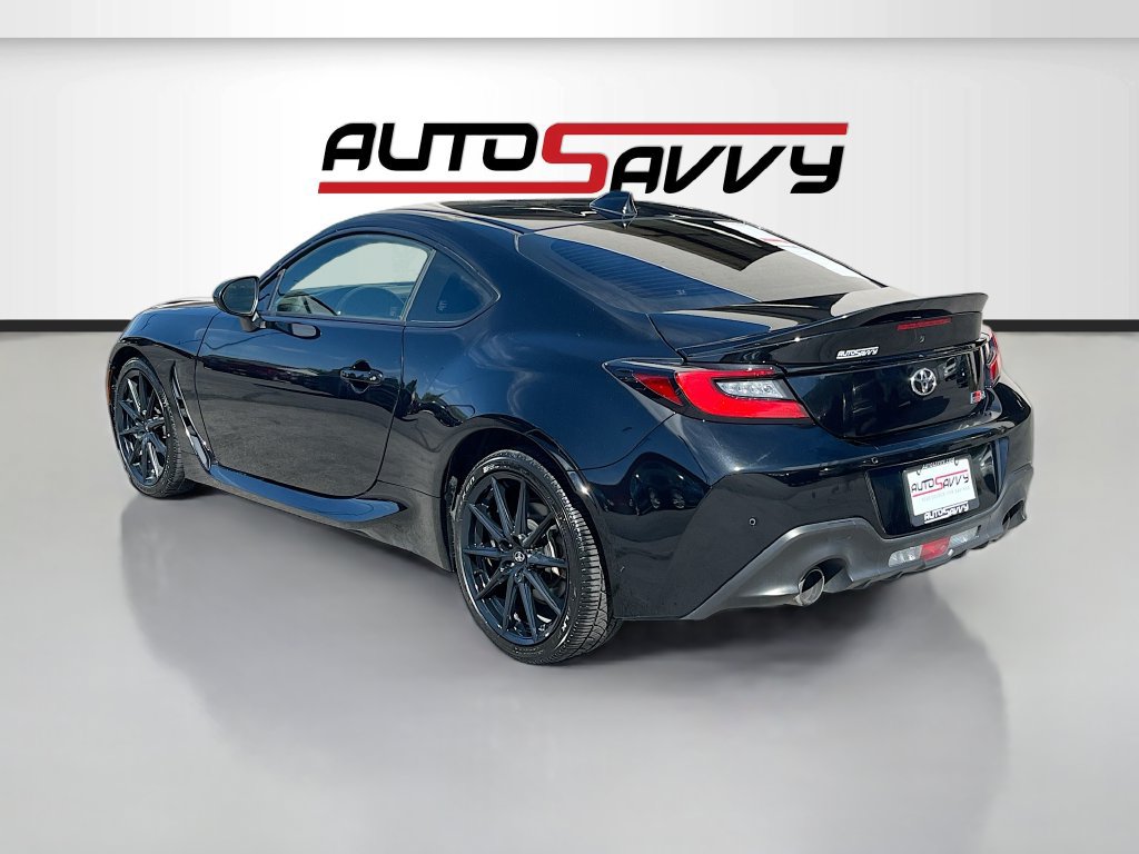 Used 2022 Toyota GR86 Premium w/ ALL Weather Mat Package (TMS) RWD image 5