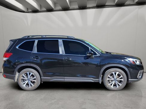 Used 2019 Subaru Forester Limited AWD/4WD image 3