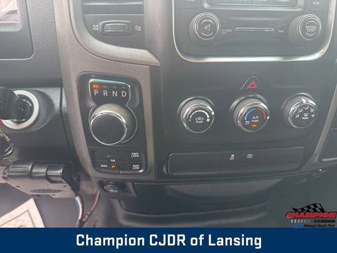 Used 2016 RAM 1500 ST w/ SXT Appearance Group image 28