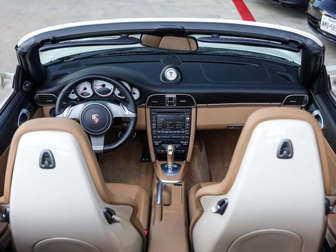 Used 2010 Porsche 911 Carrera S RWD image 30