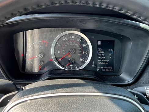 Used 2022 Toyota Corolla SE FWD image 9