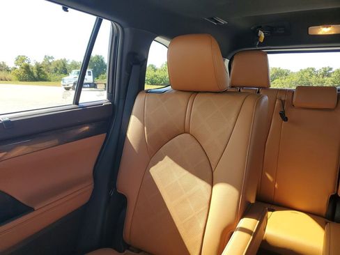 Certified 2021 Toyota Highlander Platinum image 12