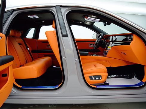 Used 2025 Rolls-Royce Ghost AWD/4WD image 38