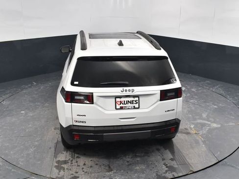 New 2026 Jeep Cherokee Limited image 39