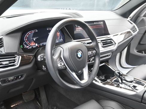 Used 2023 BMW X5 xDrive40i w/ Premium Package AWD/4WD image 13