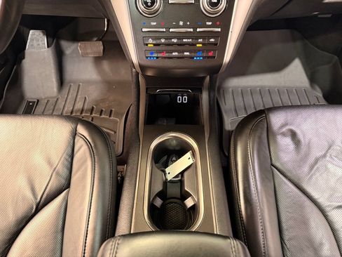 Used 2017 Lincoln MKC Reserve AWD/4WD image 24