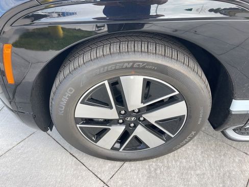 New 2026 Hyundai Ioniq 9 SEL AWD/4WD image 8