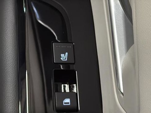 Used 2025 Hyundai Tucson Limited image 38