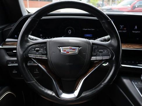 Certified 2021 Cadillac Escalade Premium Luxury Platinum AWD/4WD image 42