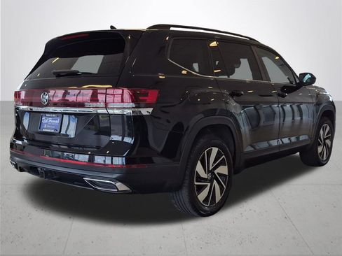 Used 2025 Volkswagen Atlas SE FWD image 7