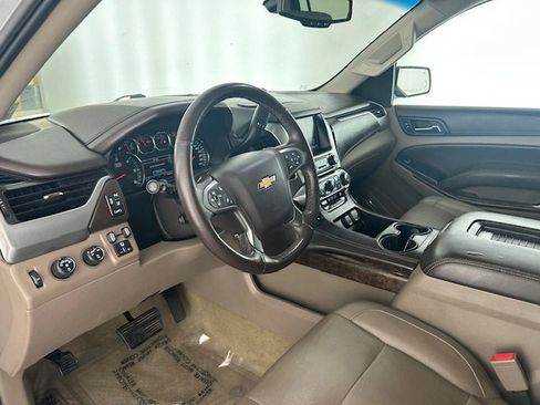 Used 2015 Chevrolet Suburban LT AWD/4WD image 9