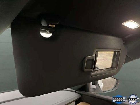 Used 2024 Audi Q8 e-tron Premium image 63