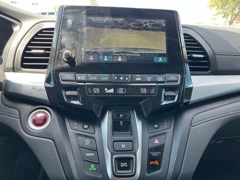 Used 2024 Honda Odyssey EX-L image 13