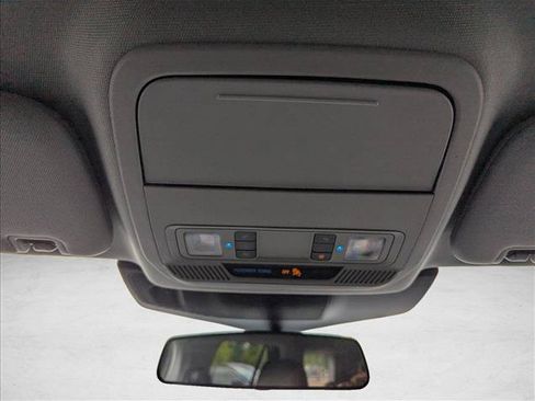 Used 2022 Ford Explorer XLT w/ Equipment Group 202A AWD/4WD image 20
