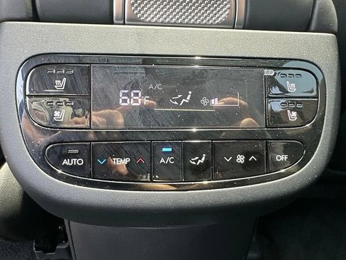 Used 2026 Hyundai Ioniq 9 Limited AWD/4WD image 22