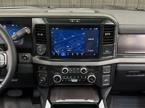 Used 2026 Ford F250 Platinum AWD/4WD image 29