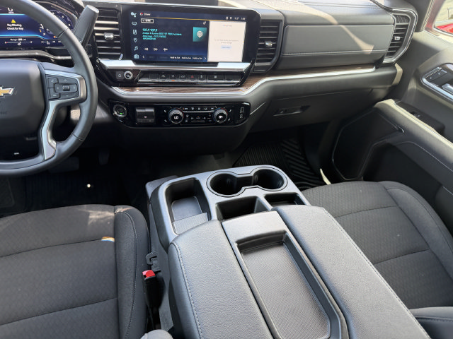 Used 2025 Chevrolet Silverado 1500 LT AWD/4WD image 20