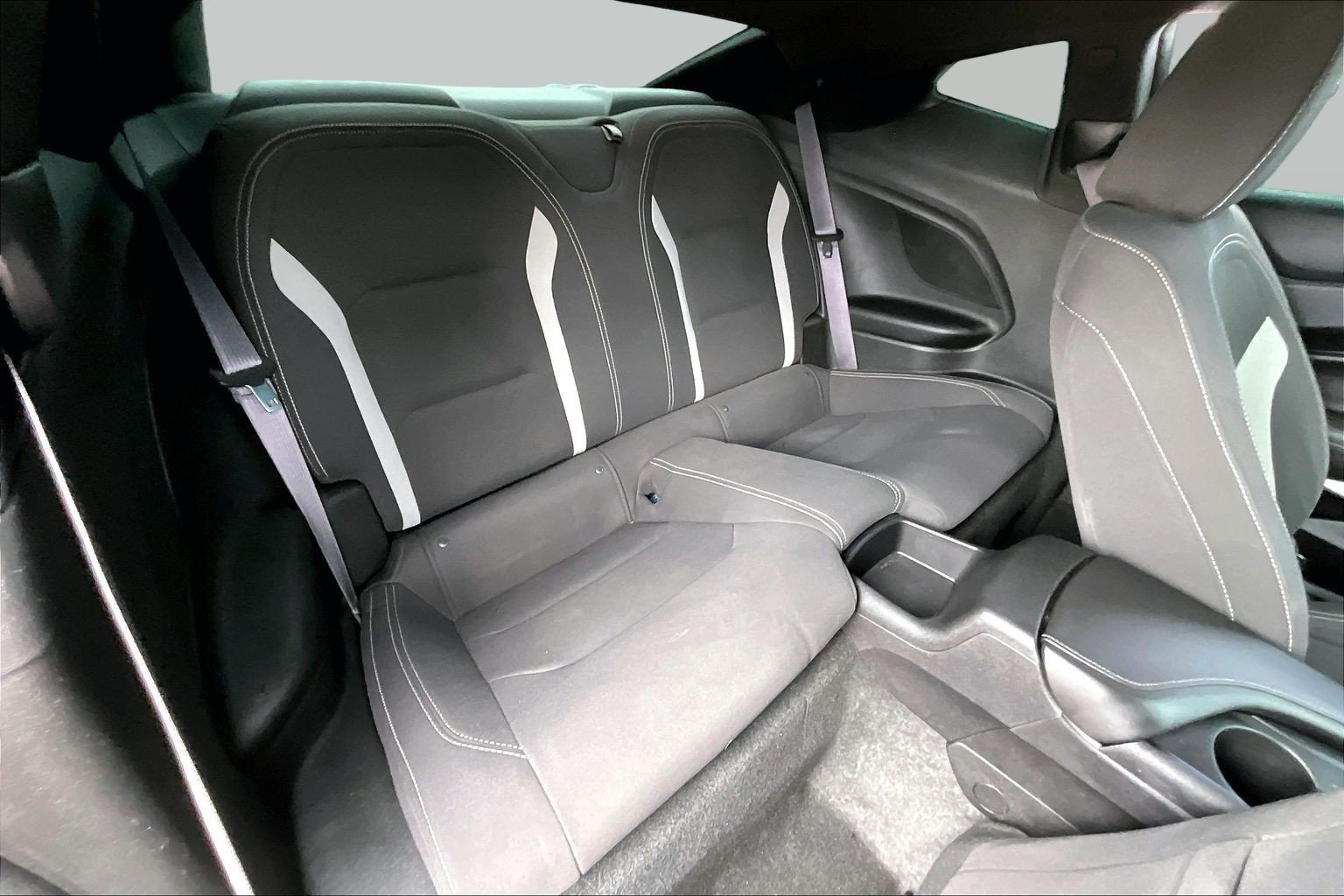 Used 2017 Chevrolet Camaro LS RWD image 27