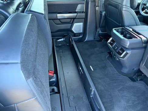 Used 2024 Ford F150 Platinum w/ FX4 Off-Road Package image 17