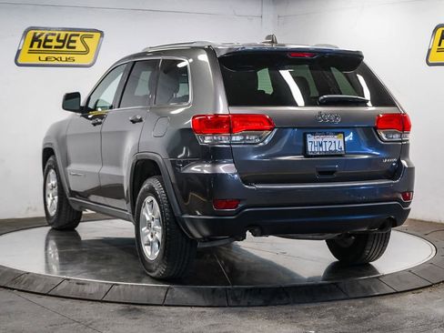 Used 2015 Jeep Grand Cherokee Laredo w/ Quick Order Package 23E image 2